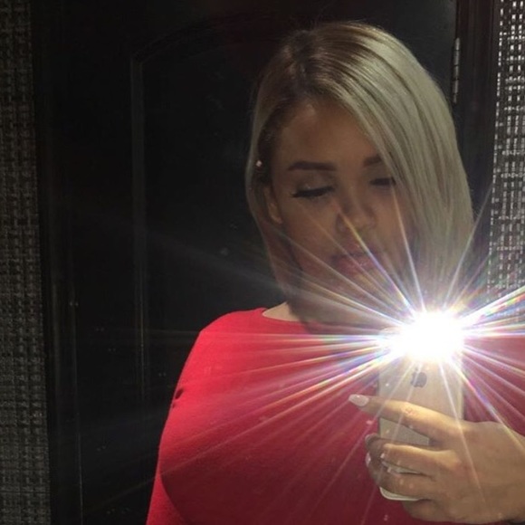 Meet your seller💕 - Picture 1 of 2